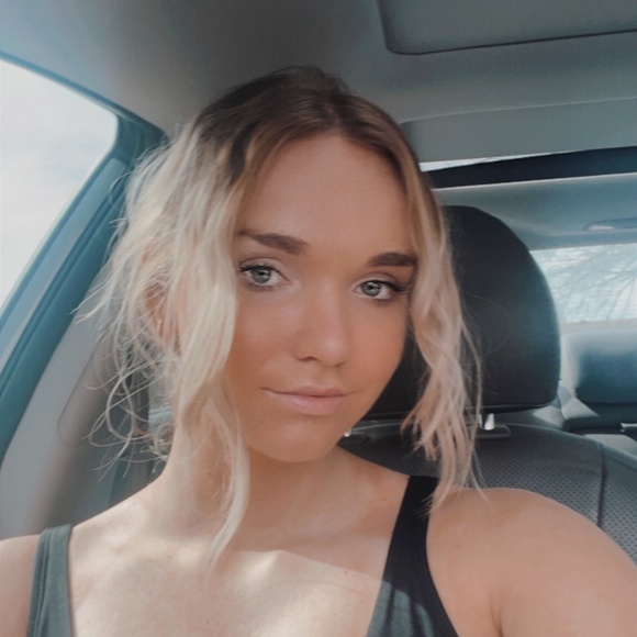 Meet your Posher, Anna - Picture 1 of 1